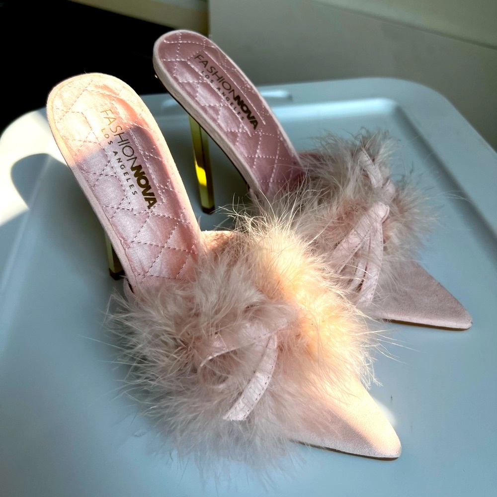 Feather heels